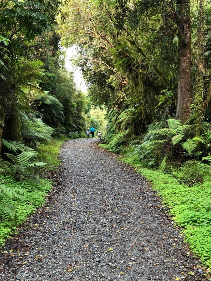 The Ferns Hideaway Villa Franz Josef Esterno foto